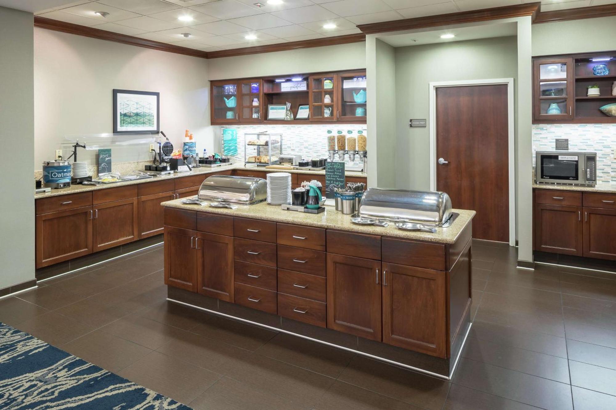 Homewood Suites By Hilton Fresno Airport/קלוביס מראה חיצוני תמונה
